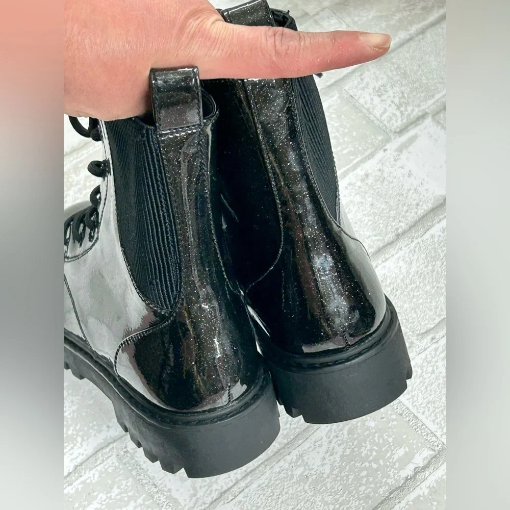 art class Glossy Black Kids Boots